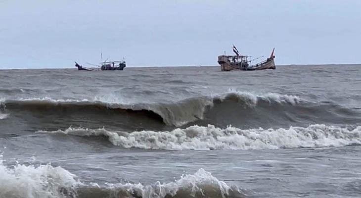 বঙ্গোপসাগরে নিম্নচাপ : সমুদ্রবন্দরগুলোতে ৩ নম্বর সতর্ক সংকেত বহাল